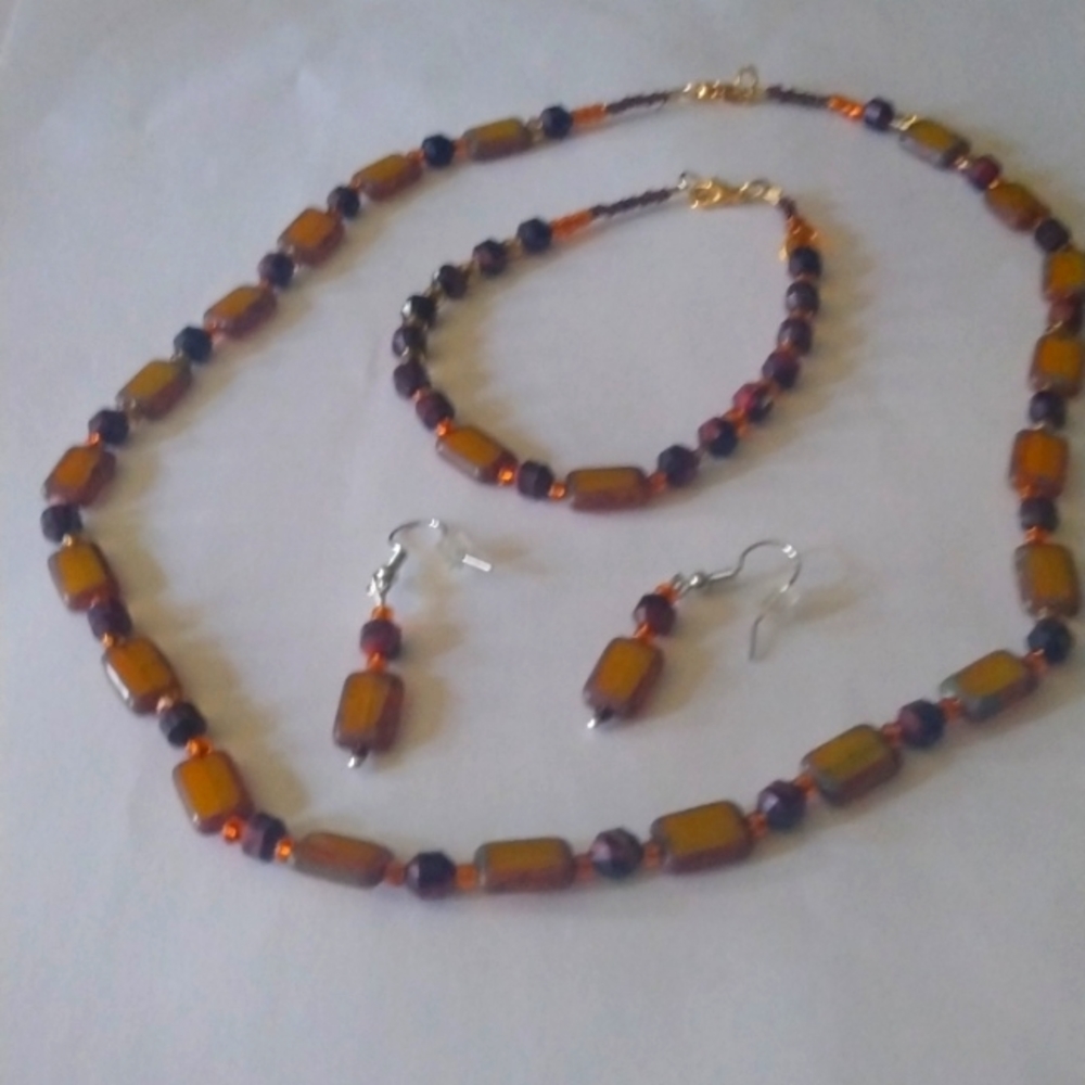 3 item  necklace, bracelet , earrings set